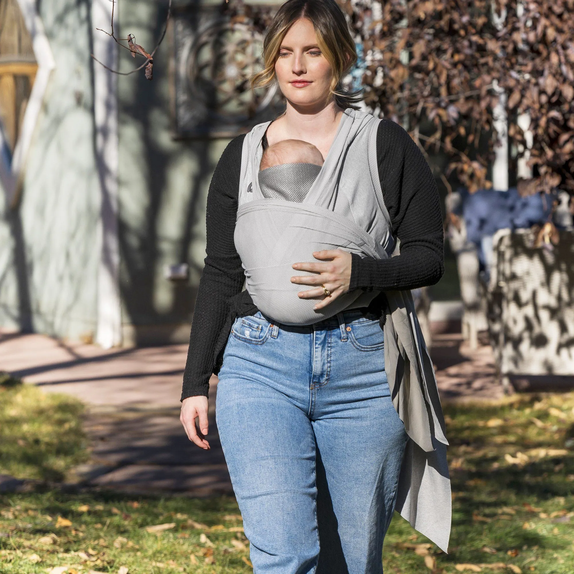 Bobby ComfyHug® Hybrid Newborn Baby Carrier