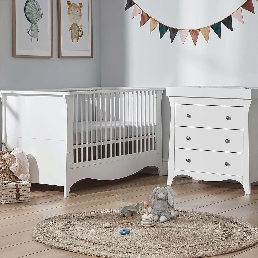 CuddleCo Clara 2 Piece Set 3-Drawer Dresser   Cot Bed - White