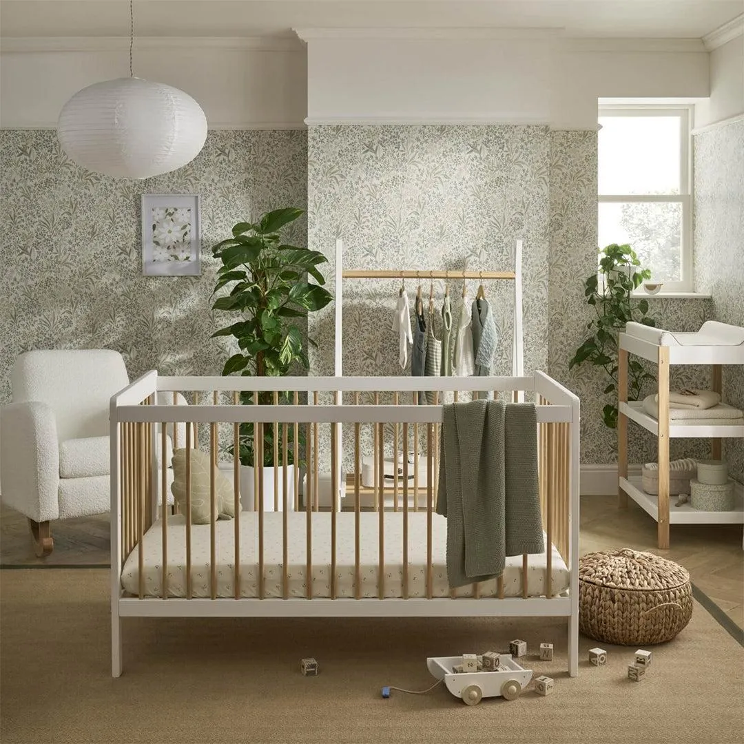 CuddleCo Nola Cot Bed - White/Natural