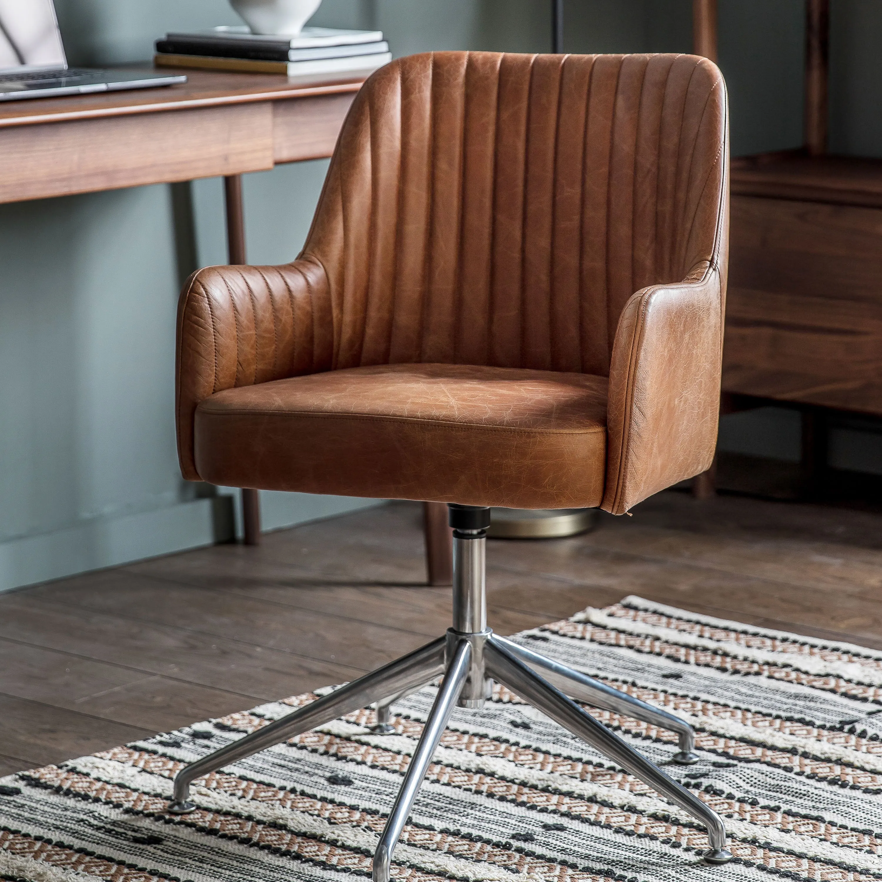 Curie Leather Swivel Chair | Vintage Brown Leather