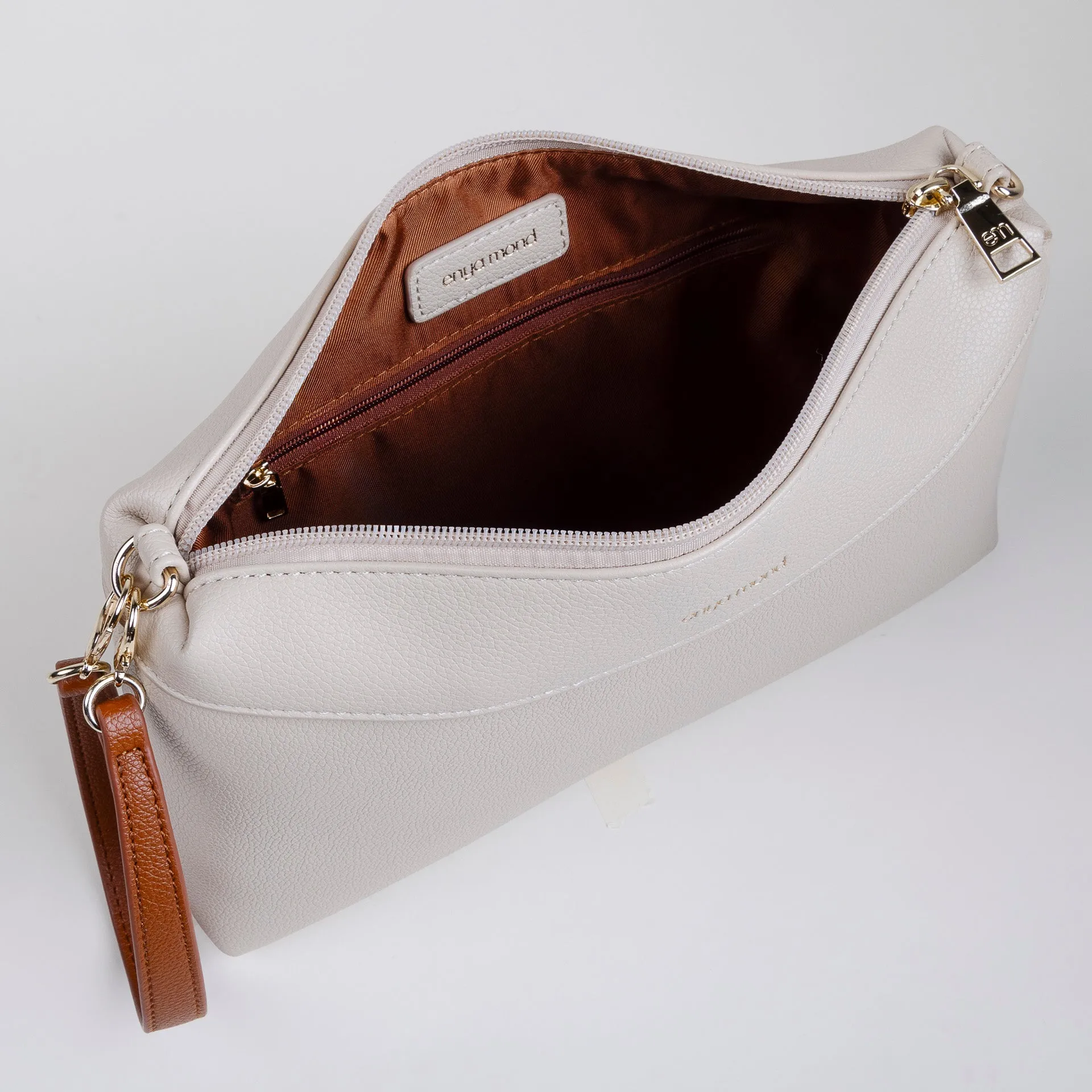 Enya Mond  Nova Clutch