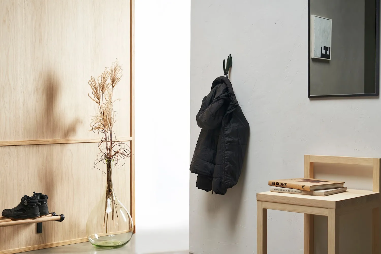 Essem Design Nostalgi Hat Shelf/Shoe Rack, Aluminium