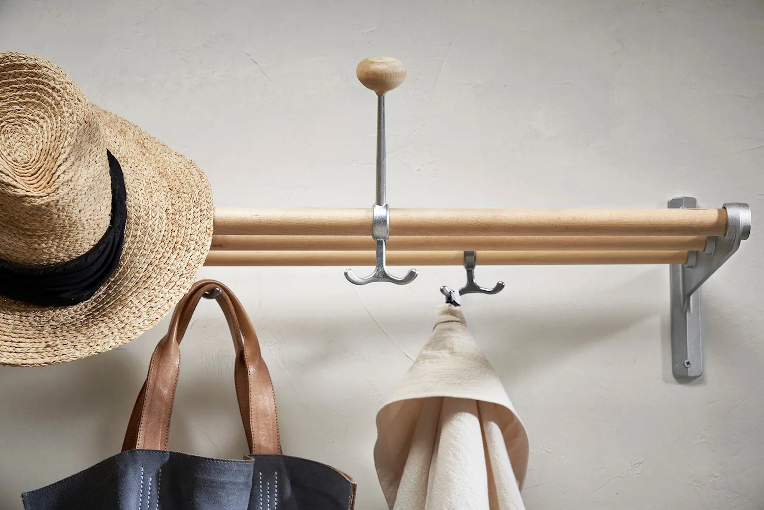 Essem Design Nostalgi Hat Shelf/Shoe Rack, Aluminium