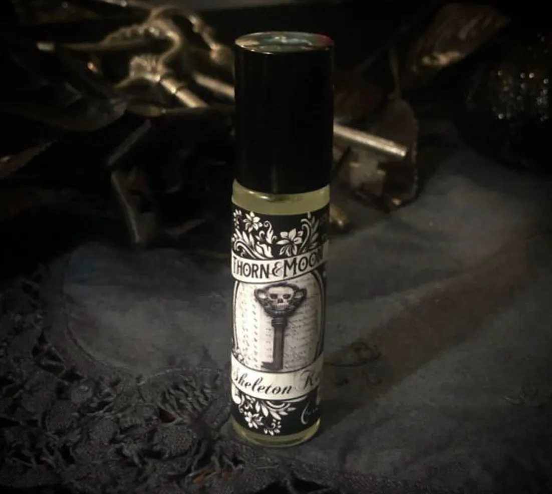Fragrance Oil - Skeleton Key - Floral Notes, Peony, Orchid, Ivy, and Sandalwood - Superstitious Scent