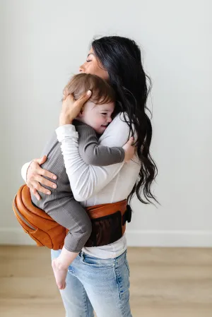 Tushbaby Vegan Leather Hipseat - Cognac